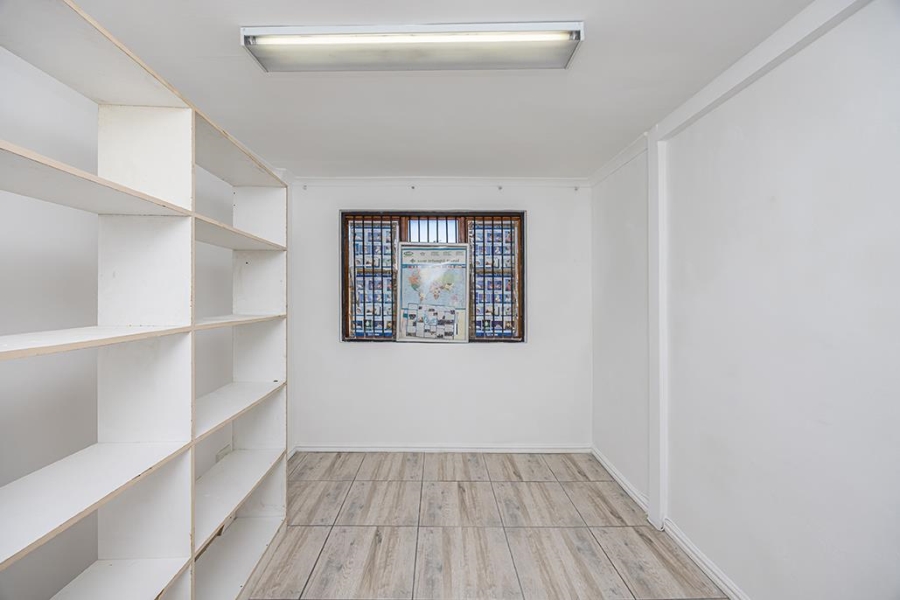 To Let commercial Property for Rent in Milnerton Western Cape